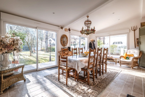  MORSANG SUR ORGE (91) Quartier Beausejour - maison de caractère 6 pièces avec sous-sol total - 1117m² de terrain