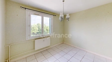 Secteur La Roue - appartement 4P de 67,29 m² en dernier étage - potentiel à rénover