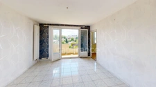 Secteur La Roue - appartement 4P de 67,29 m² en dernier étage - potentiel à rénover