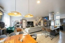 Maison rénovée 7 pièces et piscine - 27120 VILLEGATS