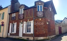 Maison authentique rénovée 3 chambres VERNON (27)