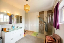 Maison rénovée 7 pièces et piscine - 27120 VILLEGATS