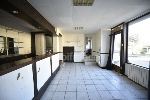 Local/bureau à vendre VERNON (27)
