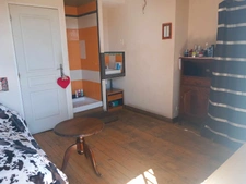 Maison de ville 88 m² avec garage, grenier aménageable et fort potentiel d'investissement – Quartier du Moutier à Thiers