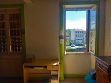 Maison de ville 88 m² avec garage, grenier aménageable et fort potentiel d'investissement – Quartier du Moutier à Thiers