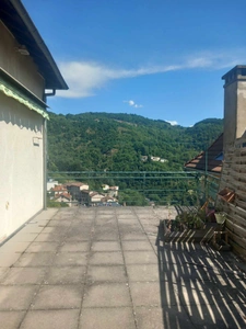 Appartement F3 (1er étage) +garage et terrasse de toit avec vue remarquable