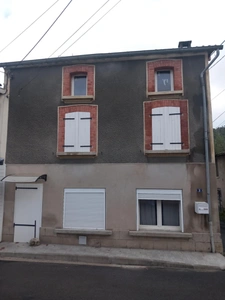 🏡 Maison de bourg à La Roche – 3 chambres + grenier – Garage – Idéale famille ou projet locatif