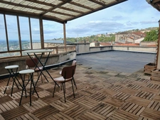 IMMEUBLE DE CARACTÈRE À FORT POTENTIEL D’INVESTISSEMENT chargé d'histoire– CENTRE-VILLE DE THIERS (63300)