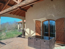 Superbe maison avec vue exceptionnelle à Vic le comte (63)
