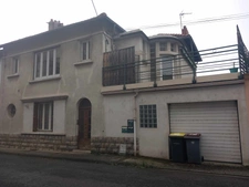 🏡 Appartement 3 pièces – Terrasse avec vue exceptionnelle – Thiers – 69 000 €