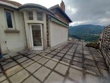 🏡 Appartement 3 pièces – Terrasse avec vue exceptionnelle – Thiers – 69 000 €