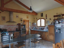 Superbe maison avec vue exceptionnelle à Vic le comte (63)