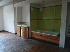 Maison de ville 88 m² avec garage, grenier aménageable et fort potentiel d'investissement – Quartier du Moutier à Thiers