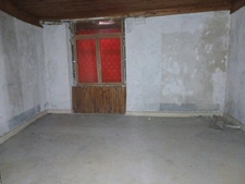 IMMEUBLE DE CARACTÈRE À FORT POTENTIEL D’INVESTISSEMENT chargé d'histoire– CENTRE-VILLE DE THIERS (63300)