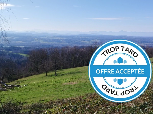 Terrain à vendre de 4122  proche de ESCOUTOUXx (63)