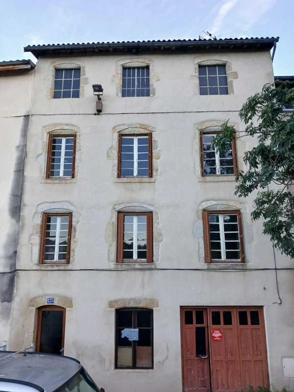 THIERS – LE MOUTIER | MAISON DE VILLE À FORT POTENTIEL INVESTISSEUR !