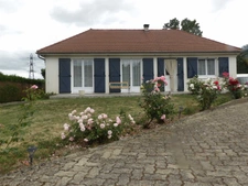 Maison à vendre 8 pièces COMMENTRY (03) terrain 3700 m2