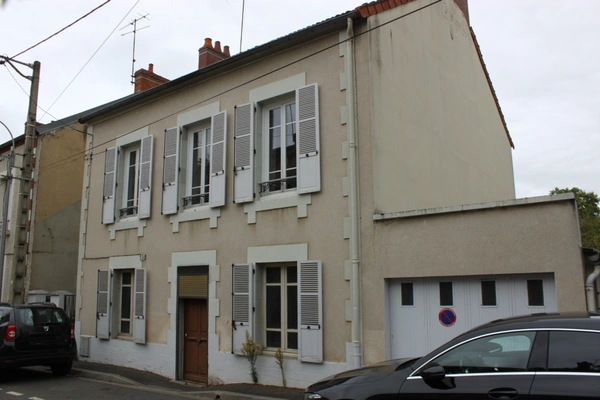 Maison à vendre 7 pièces MONTLUCON (03)