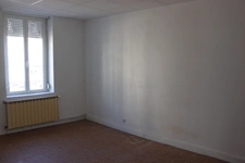 Building for sale in Commentry (03)