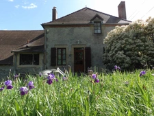 Property for sale 6 rooms BIZENEUILLE (03)