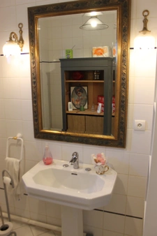 House for sale, 8 rooms, QUINSSAINES (03)