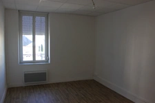 Building for sale in Commentry (03)