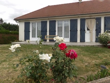 Maison à vendre 8 pièces COMMENTRY (03) terrain 3700 m2