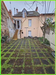Maison à vendre 7 pièces NERIS LES BAINS (03)
