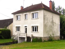 charmante maison de village à MONTCHEVRIER (36140)