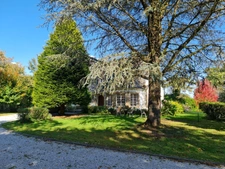 Maison de Caractè, Classe B, Entresol Loisirs & Garage camping car,Propriété 5600m², Sans Travaux!