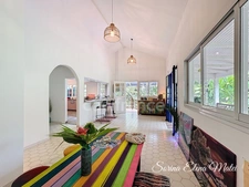 House with swimming pool in a tropical setting - 5 rooms PETIT BOURG (971)