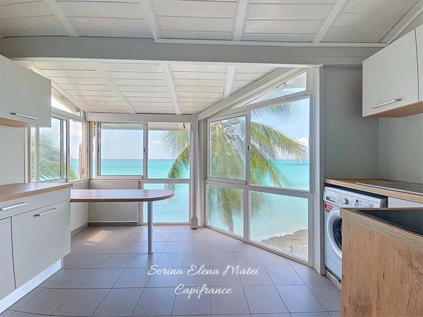 Appartement T2 coup de cœur – Vue mer exceptionnelle et accès direct à la plage