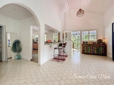 Maison avec piscine au cœur d’un écrin tropical - 5 pièces PETIT BOURG (971)