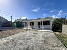 Maison à louer 4 pièces LE GOSIER (971)