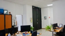 Local/bureau à vendre ROUBAIX (59) Quartier:gare, centre-ville 114,85m2 , 2 parkings .