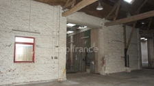 Local/bureau à vendre STEENWERCK (59) Corps de ferme au carré pour un usage mixte sur une parcelle de 27 474 m²