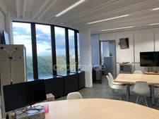Local/bureau à vendre TOURCOING (59) BUREAU 315 m2 au 6éme étage de la Tour Mercure 