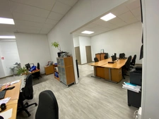 Local/bureau à vendre ROUBAIX (59) Quartier:gare, centre-ville 114,85m2 , 2 parkings, zone franche.
