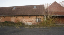 Local/bureau à vendre STEENWERCK (59) Corps de ferme au carré pour un usage mixte sur une parcelle de 27 474 m²