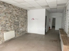 Local/bureau à louer ROUBAIX (59) Rez-de-chaussée commercial 46 m² , hyper centre aux normes PMR