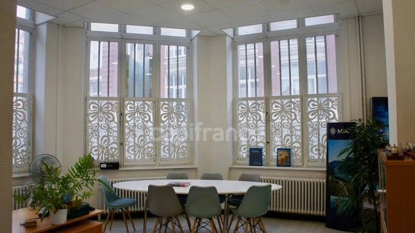 Local/bureau à vendre ROUBAIX (59) Quartier:gare, centre-ville 114,85m2 , 2 parkings .