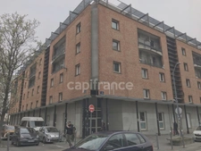 Parking en residence sécurisé à vendre LILLE (59) vendu occupé, au carrefour des rues Iéna, des Postes , Wazemmes.