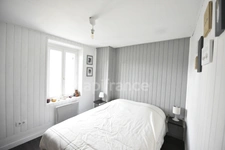 Maison en pierre avec dépendance (78)