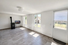 Maison de plain pied récente -  27510