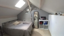 Maison en pierre avec dépendance (78)
