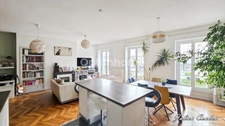 Clermont-Ferrand centre historique – Appartement T3 de caractère de 95 m² avec grand garage