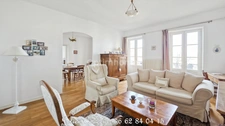 Appartement bourgeois 1890 – Élégance & art de vivre au cœur de Royat (63)
