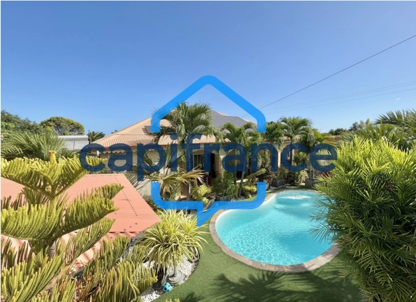 À VENDRE – LA RIVIÈRE SAINT-LOUIS (OUAKI) - Villa familiale T5/6 de 293,50 m² utiles sur 770 m² de terrain