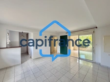 À VENDRE – Rés. Les Bulbuls Apt T2, jardin, box + pk – Saint-Pierre 97410, Ligne des Bambous