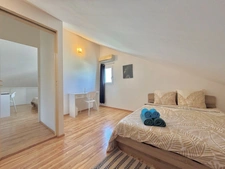 À vendre – Villa T7 avec piscine, jacuzzi et fort potentiel locatif – Petite-Île (97429)